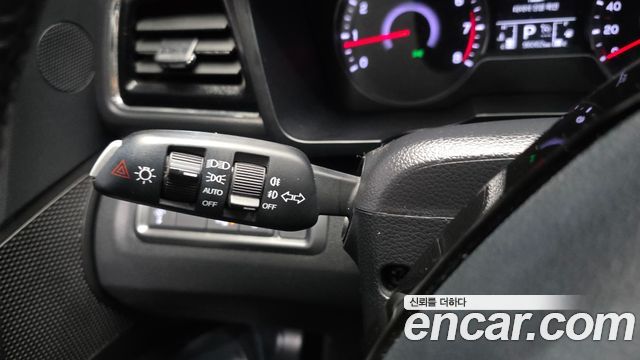KG Mobility (SsangYong) Very New Tivoli Gasoline 1.5 2WD V3 2020 — фото 28
