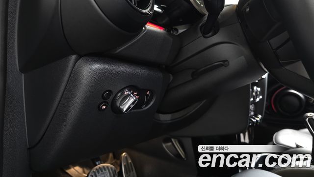 MINI Cooper Electric SE Classic 3rd 2022 — фото 27