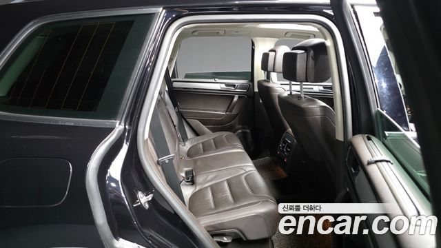 Volkswagen Touareg V6 3.0 TDI Bluemotion 7P5 2016 — фото 12