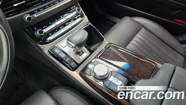 Genesis EQ900 3.8 GDI AWD Luxury 2016 — фото 9