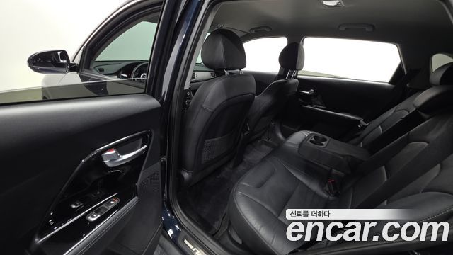 Kia Niro Noblesse 2019 — фото 12