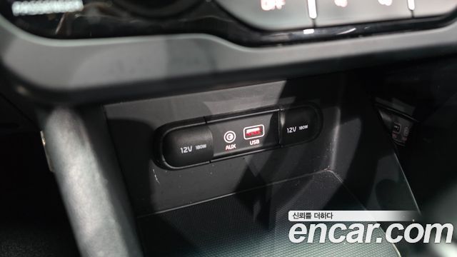 Kia Niro Noblesse 2019 — фото 13