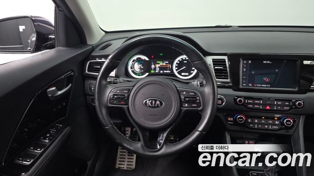 Kia Niro Noblesse 2019 — фото 15