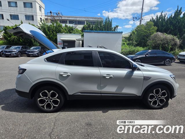 Renault Korea Arkana 1.6 E-TECH Iconic 2026 — фото 15
