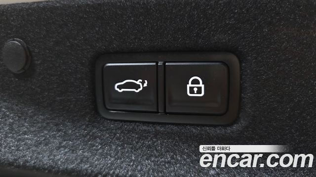 Kia K8 2.5 Gasoline 2WD Noblesse 2025 — фото 14