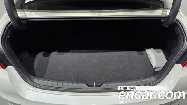 Kia K5 (III) 2.0 LPI(Renter car) Trandy 2023 — фото 17
