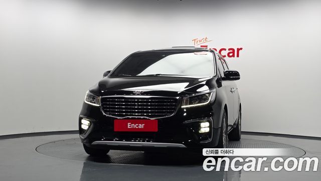Kia Carnival 9-Seater Noblesse Special 2019 — фото 3