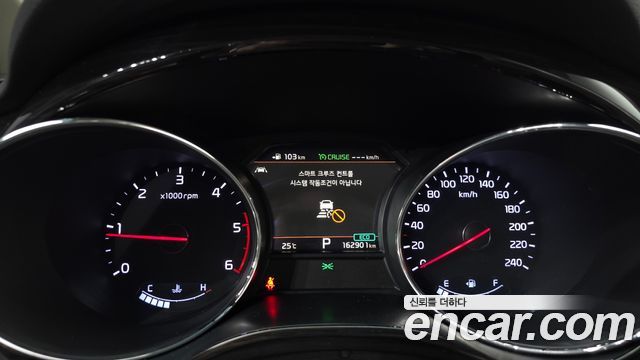 Kia Carnival 9-Seater Noblesse Special 2019 — фото 8