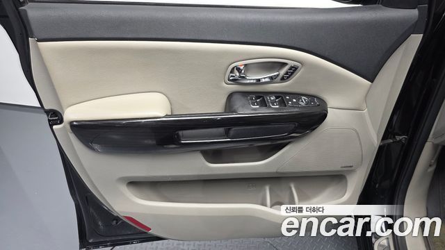 Kia Carnival 9-Seater Noblesse Special 2019 — фото 25