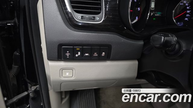 Kia Carnival 9-Seater Noblesse Special 2019 — фото 30