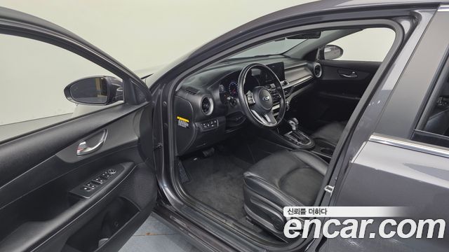 Kia K3 Prestige 2020 — фото 10