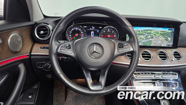 Mercedes-Benz E-Class (W213) E220d Exclusive 2018 — фото 15