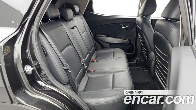 KG Mobility (SsangYong) Very New Tivoli Gasoline 1.5 2WD V3 2022 — фото 12