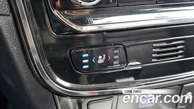 KG Mobility (SsangYong) Very New Tivoli Gasoline 1.5 2WD V3 2022 — фото 18