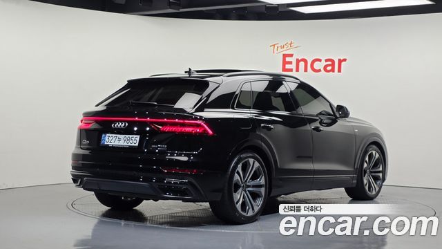 Audi Q8 (4M) 55 TFSI Quattro Premium 2023 — фото 2