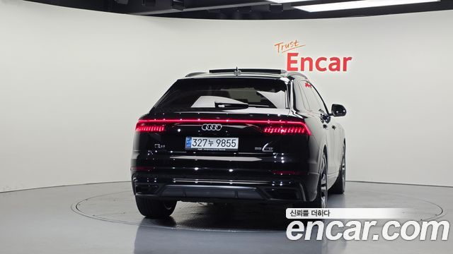 Audi Q8 (4M) 55 TFSI Quattro Premium 2023 — фото 4