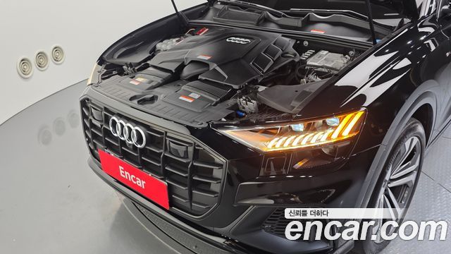 Audi Q8 (4M) 55 TFSI Quattro Premium 2023 — фото 6
