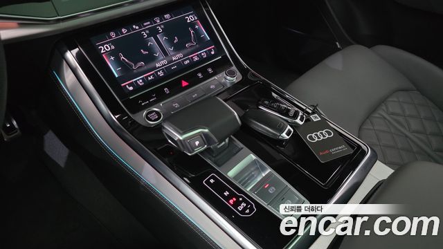 Audi Q8 (4M) 55 TFSI Quattro Premium 2023 — фото 9
