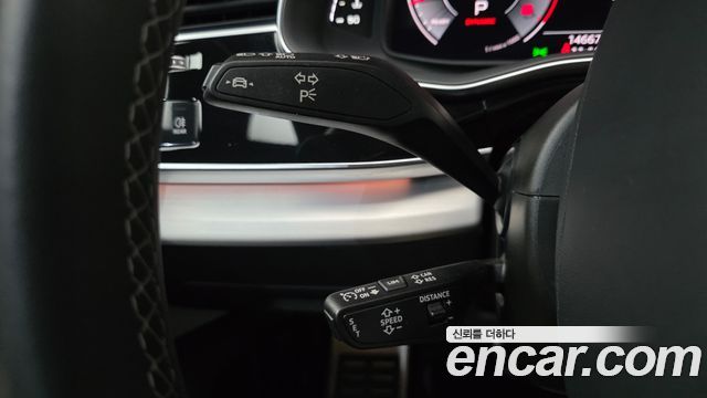 Audi Q8 (4M) 55 TFSI Quattro Premium 2023 — фото 16