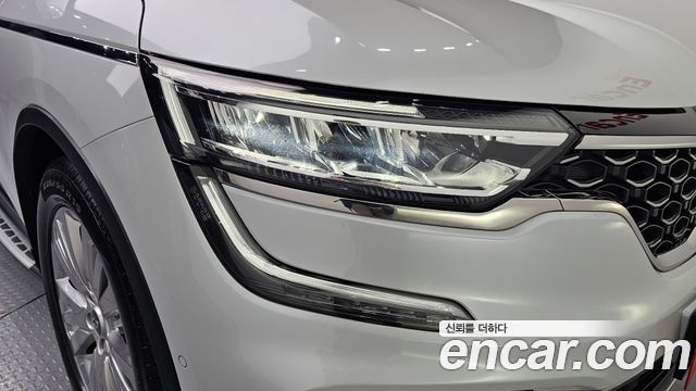 Renault Korea QM6 2.0 GDe PREMIERE 2WD 2022 — фото 22