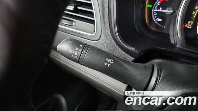 Renault Korea QM6 2.0 GDe PREMIERE 2WD 2022 — фото 29