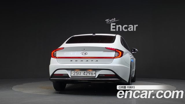 Hyundai Sonata (DN8) 2.0 Premium 2020 — фото 4