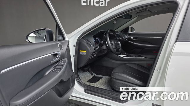 Hyundai Sonata (DN8) 2.0 Premium 2020 — фото 11