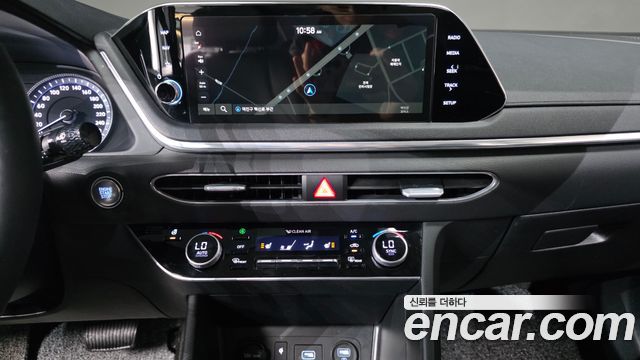 Hyundai Sonata (DN8) 2.0 Premium 2020 — фото 15