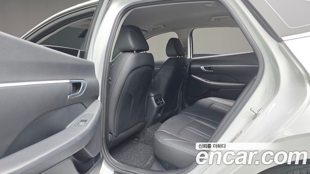 Hyundai Sonata (DN8) 2.0 Premium 2020 — фото 18