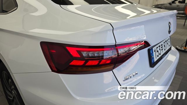 Volkswagen Jetta (VII) 1.4 TSI Prestige 2020 — фото 23