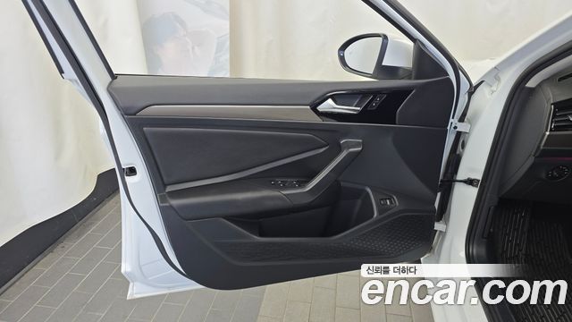 Volkswagen Jetta (VII) 1.4 TSI Prestige 2020 — фото 24