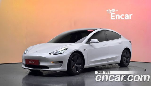 Tesla Model 3 Long Range AWD