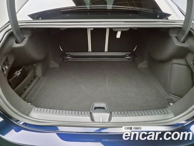 Mercedes-Benz E-Class (W214) E450 4MATIC Exclusive 2026 — фото 22