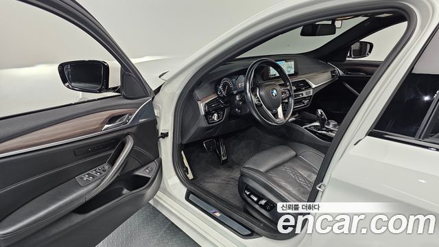BMW 5 Series (G30) 520d M Sport Package Plus 2017 — фото 10