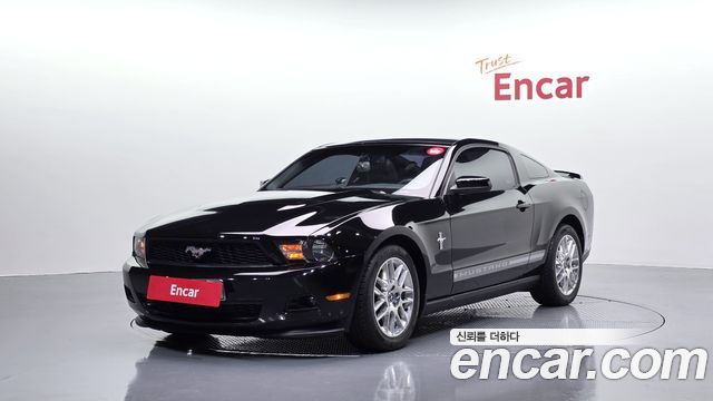Ford Mustang Coupe