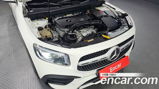 Mercedes-Benz GLB-Class (X247) GLB250 4MATIC 2021 — фото 6