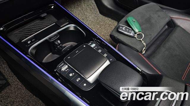 Mercedes-Benz GLB-Class (X247) GLB250 4MATIC 2021 — фото 17
