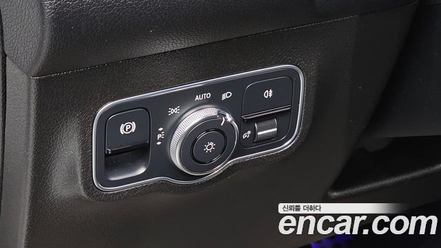 Mercedes-Benz GLB-Class (X247) GLB250 4MATIC 2021 — фото 18