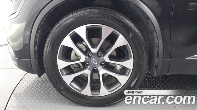 Renault Korea QM6 Diesel 2WD RE Signature 2019 — фото 21
