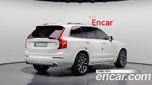 Volvo XC90 (II) D5 Momentum 2017 — фото 2