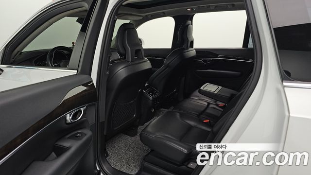 Volvo XC90 (II) D5 Momentum 2017 — фото 12