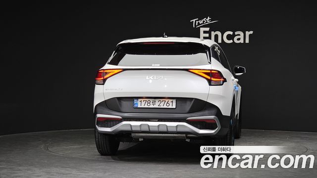 Kia Sportage (V) Gasoline 1.6 Turbo 2WD Prestige 2024 — фото 4