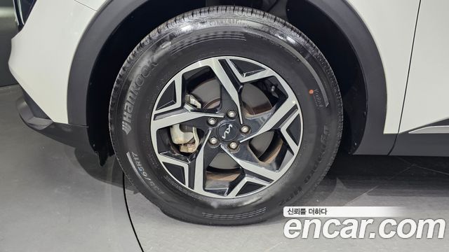 Kia Sportage (V) Gasoline 1.6 Turbo 2WD Prestige 2024 — фото 5