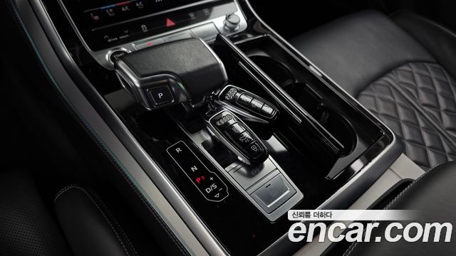 Audi Q8 (4M) 55 TFSI Quattro Premium 2022 — фото 9