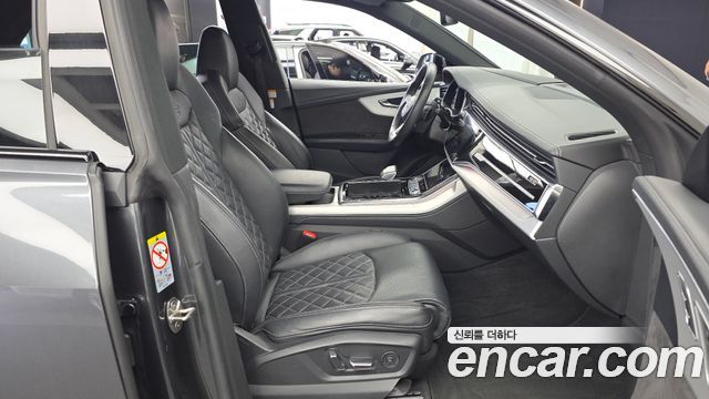 Audi Q8 (4M) 55 TFSI Quattro Premium 2022 — фото 11