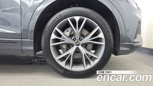 Audi Q8 (4M) 55 TFSI Quattro Premium 2022 — фото 21