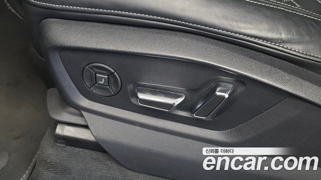 Audi Q8 (4M) 55 TFSI Quattro Premium 2022 — фото 30