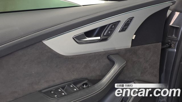 Audi Q8 (4M) 55 TFSI Quattro Premium 2022 — фото 34