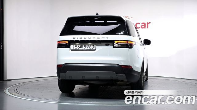 Land Rover Discovery 5 2.0 SD4 SE 2019 — фото 4