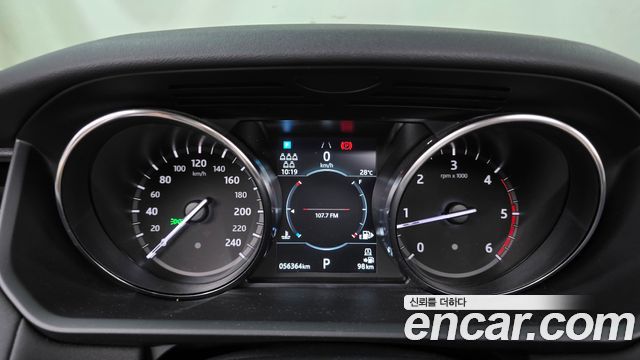 Land Rover Discovery 5 2.0 SD4 SE 2019 — фото 8